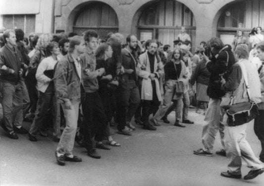 4.9.1989 - Die erste Reihe der ersten Montagsdemonstration.