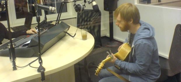 Kevin Devine zu Gast bei detektor.fm - podcast episode cover