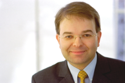 Frank Roselieb - ist geschäftsführender Direktor und Sprecher des Krisennavigator - Institut für Krisenforschung an der Universität Kiel.