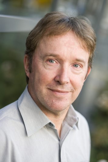  Prof. Dr. Jörn Kalinowski - über die Möglichkeiten künstlich erzeugter Hefe-Organismen.