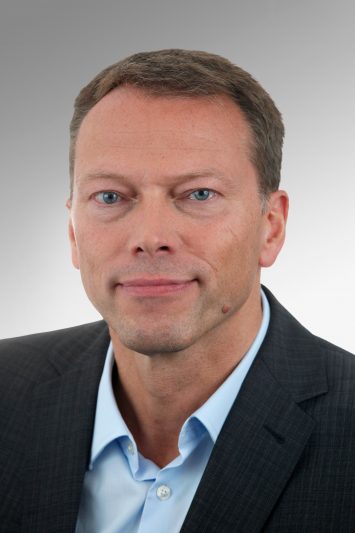 Siegfried Brockmann - leitet die Unfallforschung der Versicherer