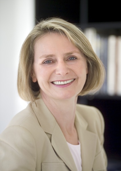 Annette Kersting - lehrt am Universitätsklinikum Leipzig in den Bereichen Psychotraumatologie und Trauer