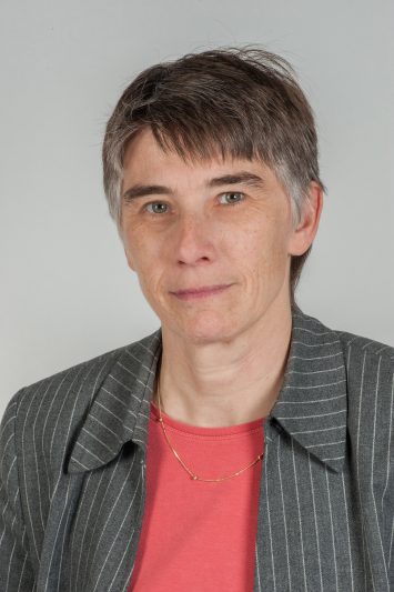 Susanne Glasmacher - ist Biologin und Sprecherin des Robert-Koch-Instituts