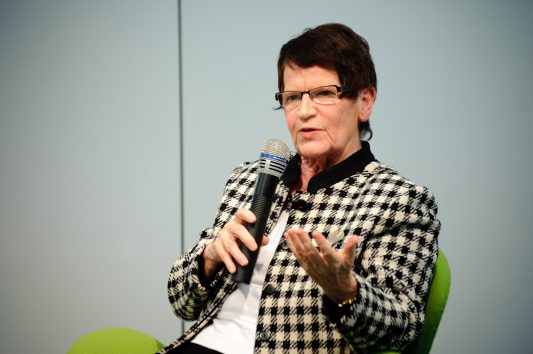 Rita Süssmuth - Ehemalige Ministerin für "Jugend, Familie und Gesundheit" und Bundestagspräsidentin a.D.