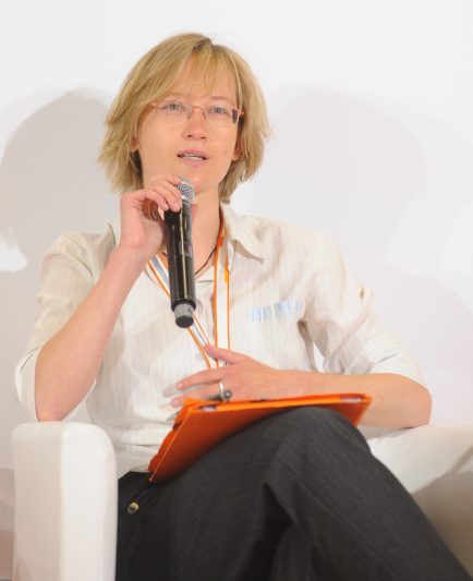 Anna Mrozek - beschäftigt sich wissenschaftlich mit supranationalem Grenzschutz 