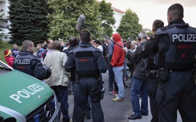 23.06.2015 – Bürgermob in Freital und Gegendemo zum Schutz der Asylsuchendenunterkunft