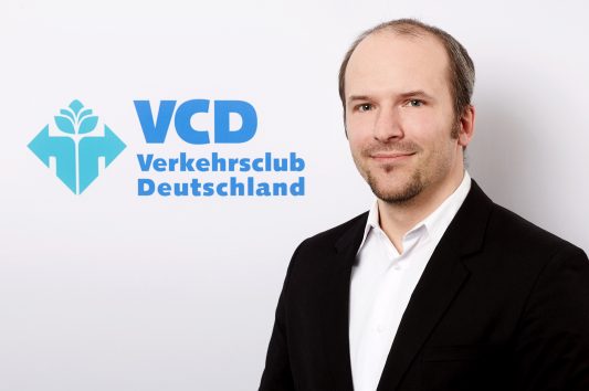 Gregor Kolbe  - ist Experte im Projekt "Clean Air" des Verkehrsclubs Deutschland.