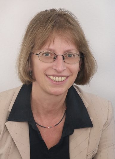 Dorothea Schäfer - setzt sich für mehr Lehrerstellen ein.