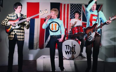 Auch mit den Flaggen wollten The Who provozieren. Es gehe darum, sie zu „entweihen“, sagte Pete Townshend in Interviews. | Foto: Philippe Le Tellier/Paris Match