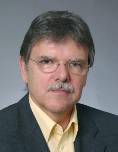 Oskar Niedermayer - Politologe an der Freien Universität Berlin.