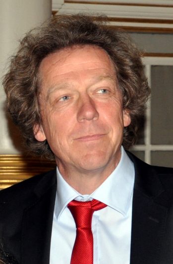Thomas Müller - arbeitet als Professor für anorganische Chemie an der Universität Oldenburg.
