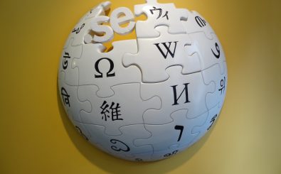 Noch ist Wikipedia äußerst erfolgreich. Doch sorgt der stetige Abgang von Autoren bald für den Zerfall des Online-Lexikons? Foto: Wikipedia globe .SE CC BY-SA 2.0 | Pernilla Rydmark / flickr.com