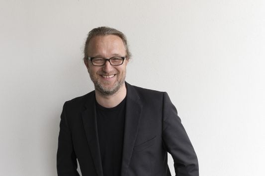 Dirk Beckmann - ist Gesellschafter der Kreativagentur artundweise, die mittelständische Unternehmen berät.