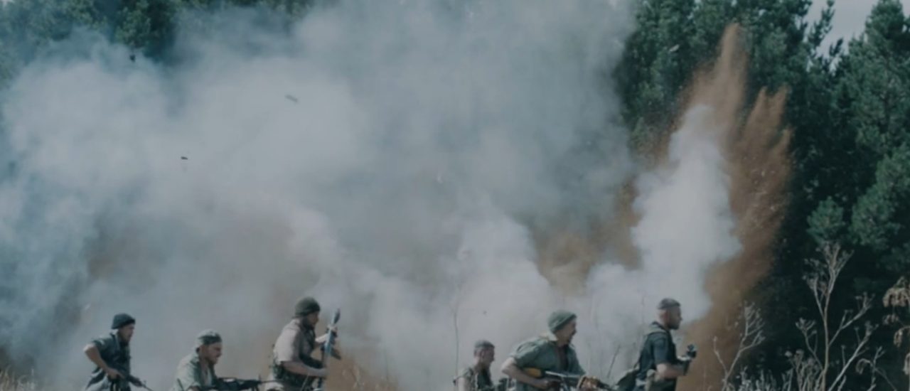 Ein fast schon idyllisch anmutender Krieg wird in „Georgia“ von Vance Joy geführt. Foto: Screenshot | Vimeo
