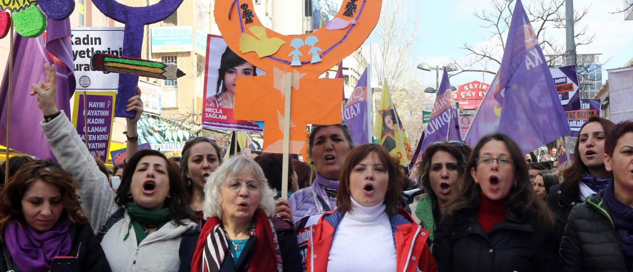 Frauentagsdemonstration in Istanbul. Foto: Adem Altan | AFP.