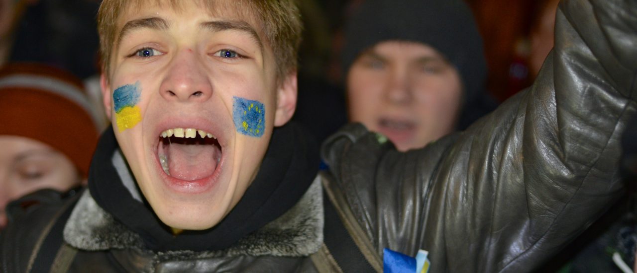 Die Assoziierungsabkommen mit der EU befürworten viele Ukrainer und waren ein Streitpunkt der Euromaidan-Protestbewegung. Foto: Give Ukraine a chance! | CC BY 2.0 | Ivan Bandura / flickr.com