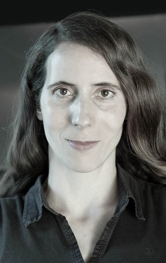 Helen Ungerer-Jungblut - betreibt die Kunstballast Grafenberg GmbH, die hinter dem Experiment "artcoin" steht.