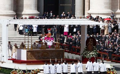 Kann Franziskus die starren Strukturen der katholischen Kirche aufbrechen? Foto: Inauguration von Papst Franziskus | CC BY 2.0 | Bundesministerium für Europa, Integration und Äußeres / flickr.com