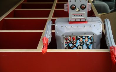 Hallo Roboter! 2016 soll das Jahr der Bots werden, Facebook hat seine Messenger-App bereits für die Konversations-Roboter geöffnet. Foto: Robot Moves | CC BY-ND 2.0 | reader of the pack / flickr.com
