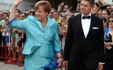 Ist Merkels Ehemann etwa ein Lustmolch? Foto: AFP | Christof Stache