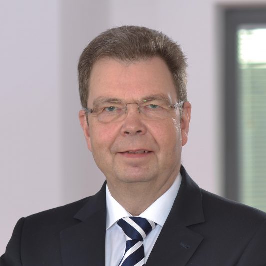 Jörg Elsner - ist Vorsitzender der Arbeitsgemeinschaft Verkehrsrecht des DAV.