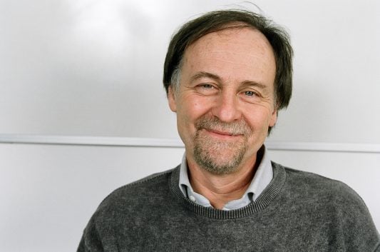 Prof. Paul Schmid-Hempel - ist Bombologe am Institut für Integrative Biologie der Eidgenössischen Technischen Hochschule Zürich.