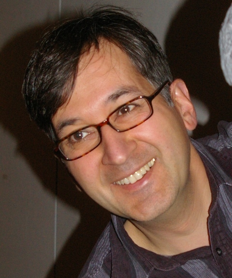 Michael Khan - arbeitet in Darmstadt für die Europäische Weltraumorganisation ESA.