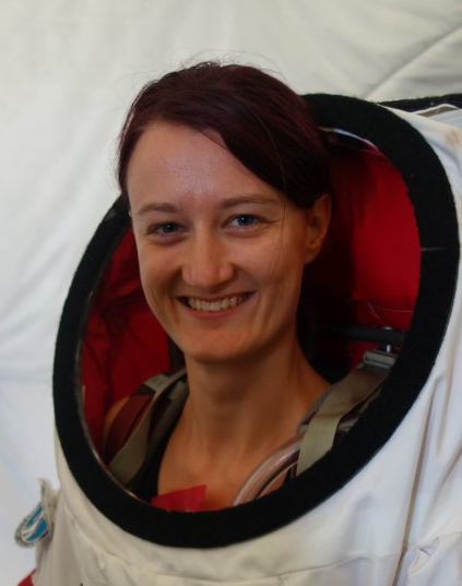 Christiane Heinicke - ist Geophysikerin und war Teilnehmerin am Marsexperiment.