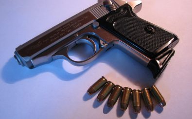 Sind legale Schusswaffen eine unterschätzte Gefahr in Deutschland? Foto: Compact Protection | CC BY 2.0 | Matthew Nichols | flickr.com