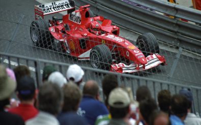 Rund um Familie Schumacher entstehen täglich neue Gerüchte. Dagegen wehren sie sich – zur Not auch vor Gericht. Foto: Monaco 2004. /credits: CC BY 2.0 | Cord Rodefeld / flickr.com