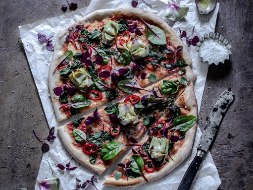 Herbstliche Gemüsepizza voller Vitamine, Balaststoffe und Geschmack – à la Frau Herzblut. Foto: | Carolin Strothe / Frau Herzblut