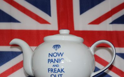 It’s tea time! In schwierigen Zeiten können Rituale hilfreich sein. Auch beim Brexit? Foto: Brexit tea CC BY 2.0 | frankieleon / flickr.com