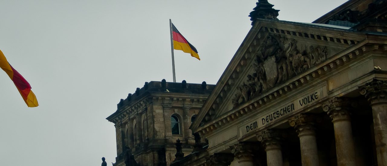 Der Bundestag beschäftigt Niedriglöhner. Widerspruch statt Transparenz. Foto: Bundestag CC BY-SA 2.0 | Hernan Pinera / flickr.com