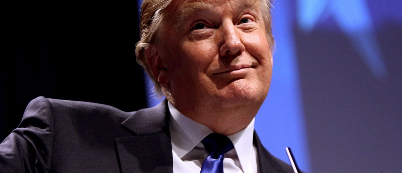 Donald Trump gibt sich seit neuestem ruhig und gemäßigt. Der scharfe Ton aus dem Wahlkampf ist abgeklungen. Foto: Donald Trump CC BY-SA 2.0 | Gage Skidmore / flickr.com