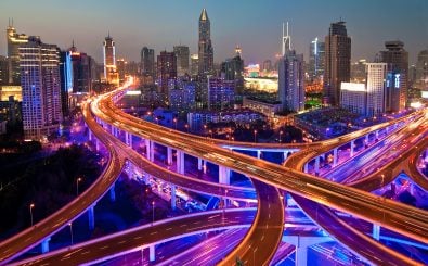 Shanghai gehört zu den größten Städten der Welt und beeinflusst ihre Bewohner. Foto: Shanghai Lights CC BY 2.0 | whiz-ka / flickr.com
