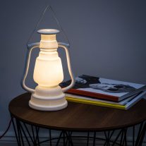 Die Porzellanlampe Bergmann. / © Donkey Products