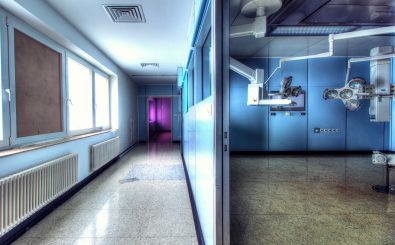 Wenn man im Krankenhaus erst richtig krank wird: Wie groß ist das Hygiene-Problem in deutschen Kliniken? Foto: split screen. CC BY-ND 2.0 | Puste Blümchen / flickr.com