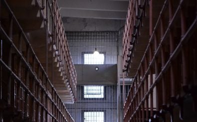 In vielen Gefängnissen Syriens sollen Massenhinrichtungen stattgefunden haben. Foto: Alcatraz Prison | CC BY-ND 2.0 | Alexander C. Kafka / flickr.com