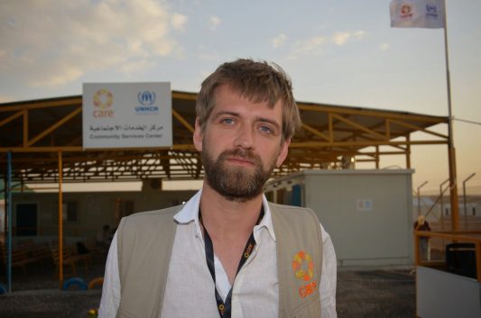 Marten Mylius - koordiniert für die Organisation CARE Hilfslieferungen in den Jemen. 