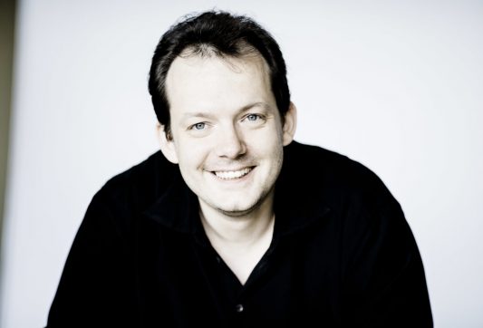 Andris Nelsons - Dirigent & designierter Gewandhauskapellmeister. Foto: Marco Borggreve