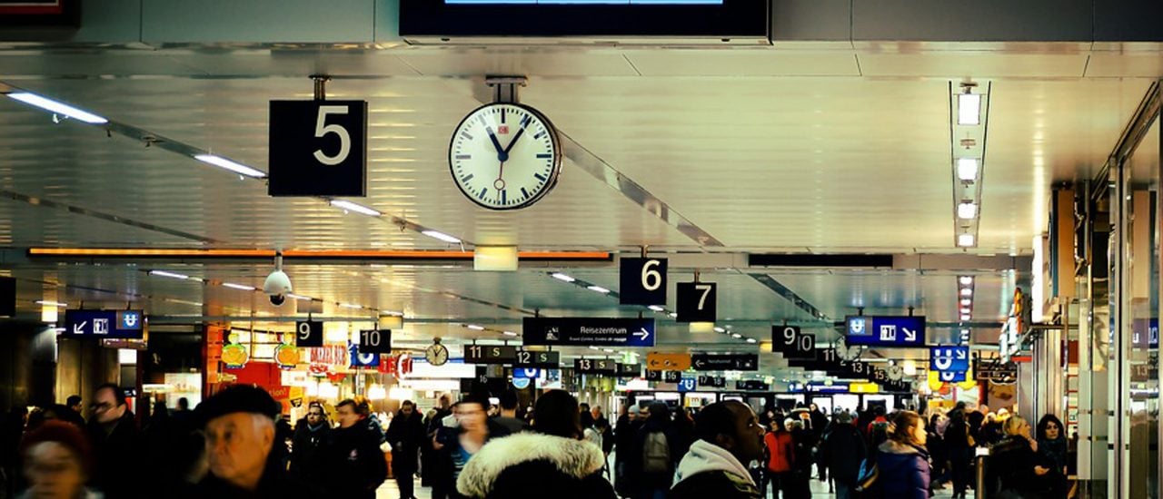 Die Deutsche Bahn vermeldet für 2016 eine Pünktlichkeit der Fernzüge von 79 Prozent. Solche Werte sind zuletzt 2012 erreicht worden. Foto: Public Domain | Michael Gaida / pixabay.com