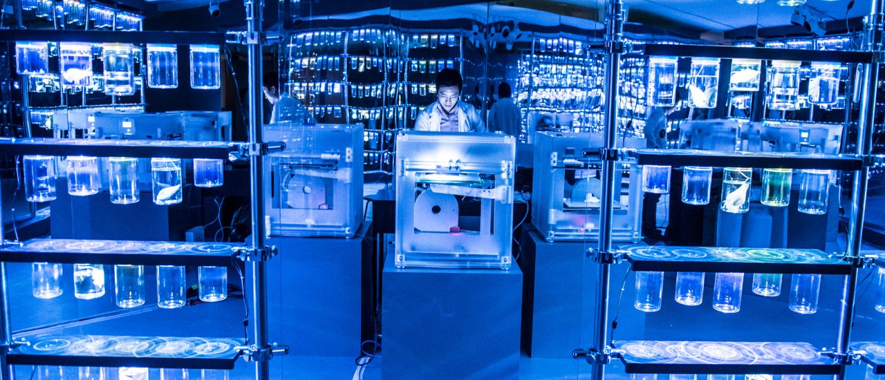 In biotechnologischen Laboren werden Lösungen für viele Menschheitsprobleme gesucht. Foto: BMC Labs at TIFF Bell Lightbox. CC BY 2.0 | Canadian Film Centre / flickr.com