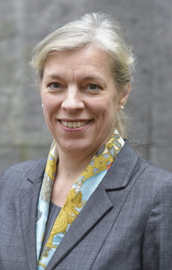 Dr. Susanne Meyer-Abich - ist Redakteurin des Journal for Art Market Studies. Foto: Markus Hilbich