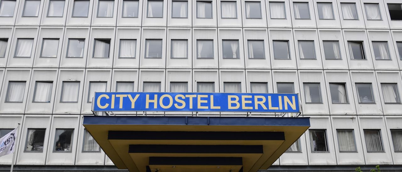 Das „City Hostel Berlin“ wird von Nordkorea betrieben. Das stößt auf Unmut bei der Bundesregierung. Foto: Tobias Schwarz | AFP
