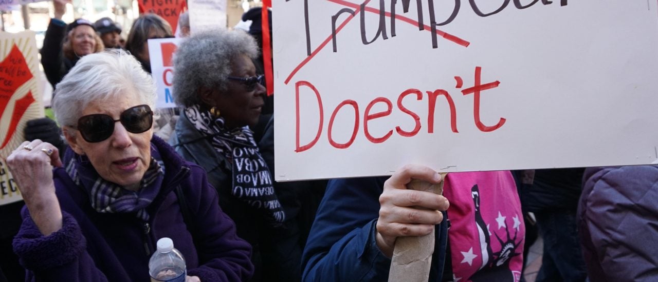 Gegner der geplanten neuen Gesundheitsreform von Donald Trump demonstrieren. 