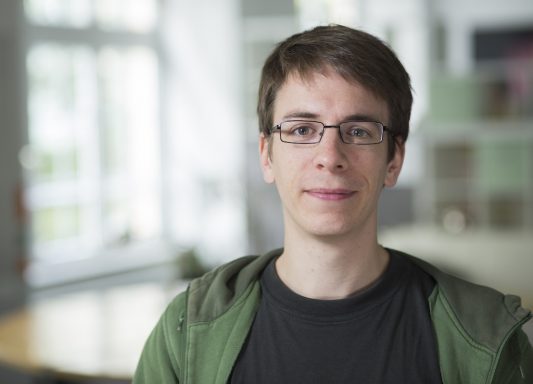 Stefan Wehrmeyer - ist Softwareentwickler und Gründer von "Frag den Staat".