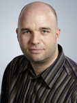 Christoph Schmidt - ist Redakteur für Test und Technik beim CHIP Magazin.
