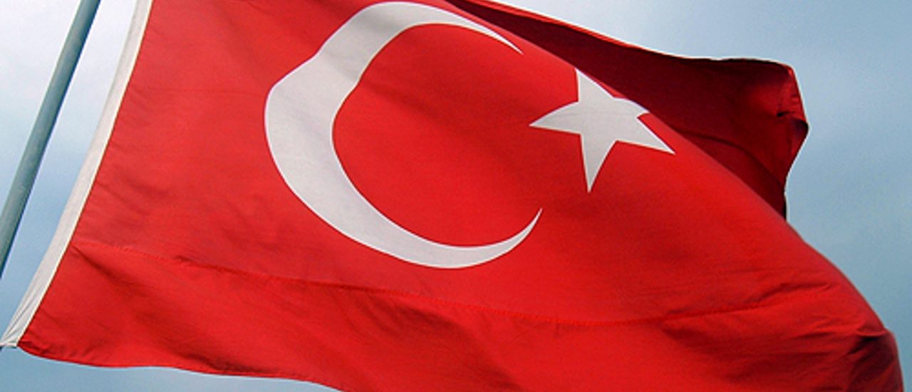 Von türkischen Medien weht kalter Wind in Richtung deutscher Politik:  Foto:Turkish Flag | CC BY-ND 2.0 | Michał / flickr.com