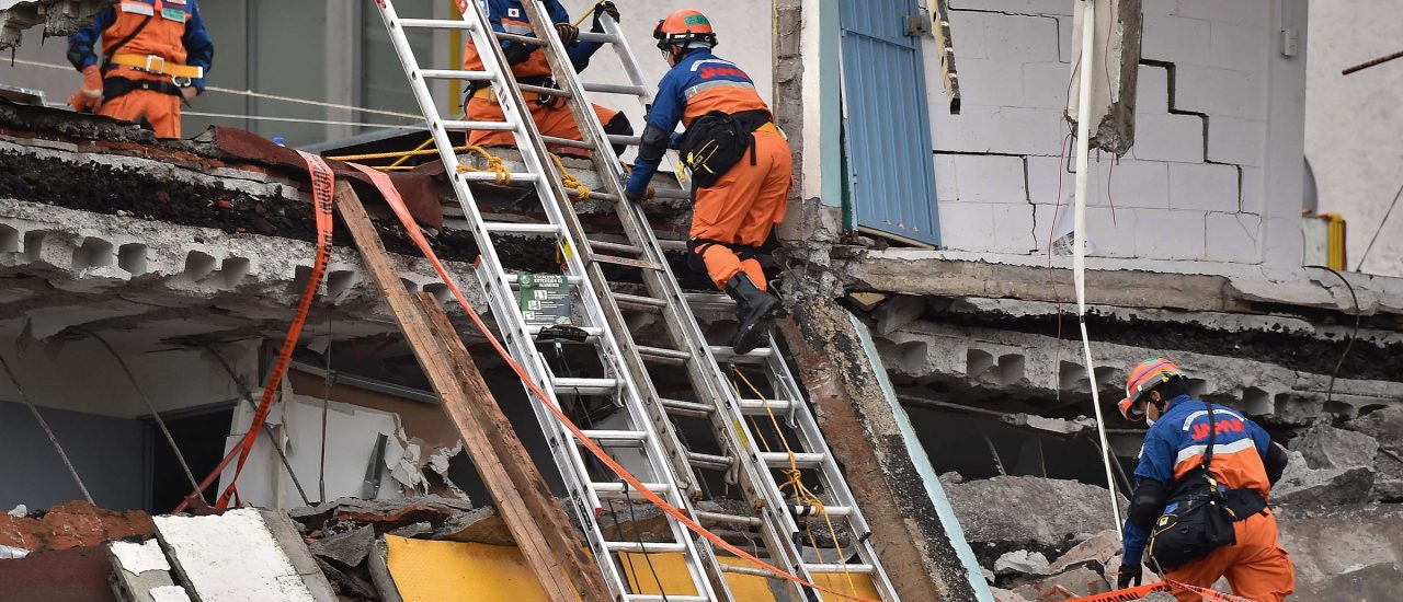 Das Erdbeben in Mexiko hat über 200 Menschenleben gekostet. Foto: Yuri Cortez / AFP