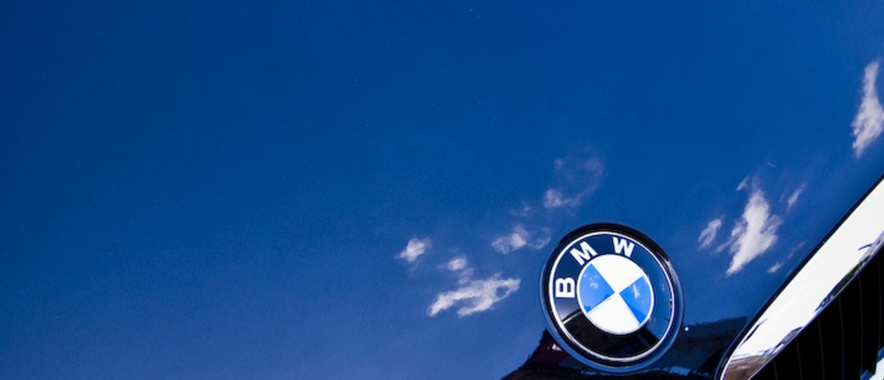 Die Zukunft von Daimler im Kartellskandal dürfte wohl weitaus weniger heiter aussehen. Foto: BMW in the Sky? CC BY-SA 2.0 | Ilya / flickr.com
